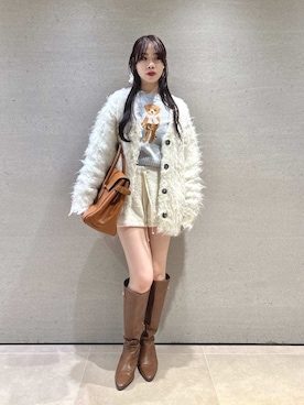 「アイテム（シュシュ）」を使った、LILY BROWNさん（レディース・160cm）の秋コーディネート