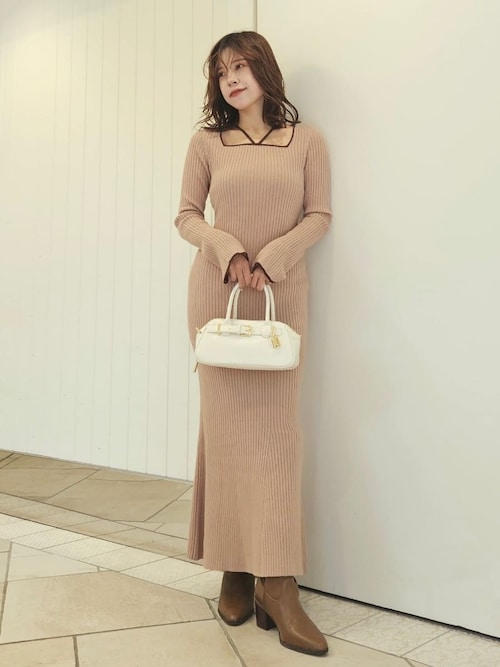 デコルテデザインラメニット2wayワンピース（ワンピース）｜LILY BROWN