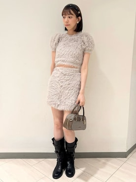 「アイテム（カチューシャ）」を使った、LILY BROWNさん（レディース・160cm）の秋コーディネート