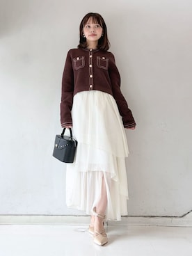 「LILY BROWN（リリーブラウン）のハートパンプス（パンプス、ゴールド系）」を使った、LILY BROWNさんの秋コーディネート