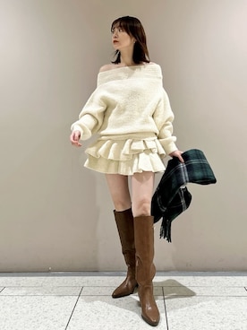 LILY BROWNさんのコーディネート