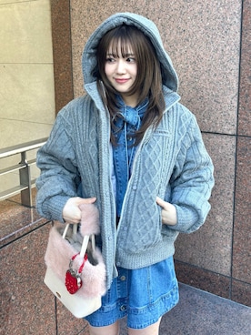 「アイテム（チャーム）」を使った、LILY BROWNさん（レディース・164cm）の冬コーディネート