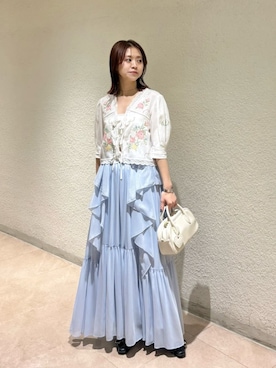 「LILY BROWN（リリーブラウン）のシアーファンデノンワイヤー/キャミソール（キャミソール、ホワイト系）」を使った、LILY BROWNさんの春コーディネート