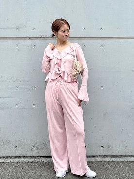 LILY BROWNさんのコーディネート
