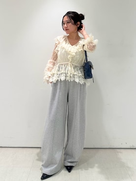 「LILY BROWN（リリーブラウン）の【WEB限定00サイズ】ベルト付きスウェットパンツ（その他パンツ、グレー系）」を使った、LILY BROWNさんの春コーディネート