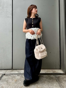 LILY BROWNさんのコーディネート