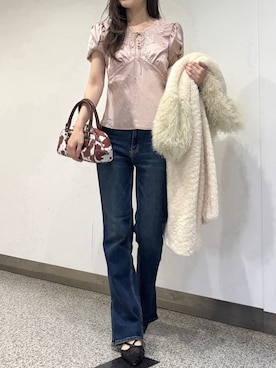 「LILY BROWN（リリーブラウン）のアイテム（デニムパンツ）」を使った、LILY BROWNさん（レディース・164cm）の秋コーディネート