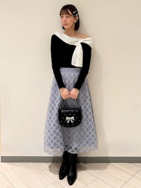 「アイテム（ヘアピン）」を使った、LILY BROWNさん（レディース・160cm）の秋コーディネート