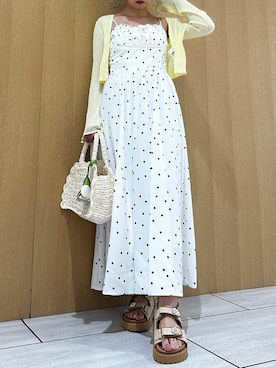 LILY BROWNさんのコーディネート