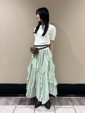 「LILY BROWN（リリーブラウン）のアイテム（スカート）」を使った、LILY BROWNさん（レディース・155cm）の春コーディネート
