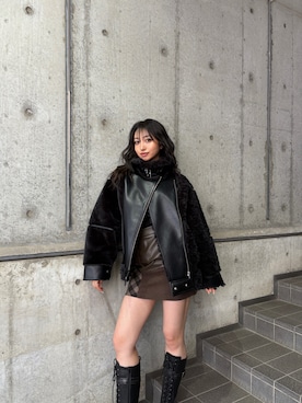 「アイテム（ムートンコート）」を使った、SAKURAさん（レディース・165cm）の秋コーディネート