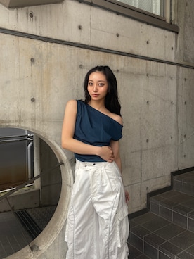 「MURUA（ムルーア）のアイテム（カーゴパンツ）」を使った、SAKURAさん（レディース・165cm）の春コーディネート