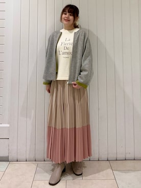 「アイテム（その他、パープル系）」を使った、Marinさん（レディース・163cm）の秋コーディネート