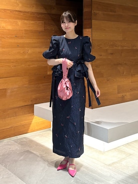 「ANDRESD（アンドレスド）のcoron form bag コロンフォルムバッグ（ハンドバッグ、ピンク系）」を使った、ANDRESD staffさん（レディース・160cm）の春コーディネート