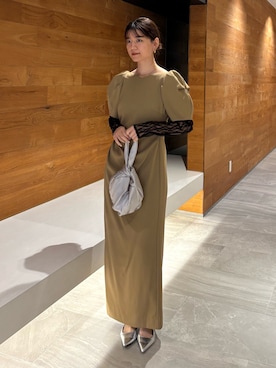 「ANDRESD（アンドレスド）のレースアームドレープドレス / lace arm drepe dress（ドレス、ベージュ系）」を使った、ANDRESD staffさん（レディース・160cm）の春コーディネート
