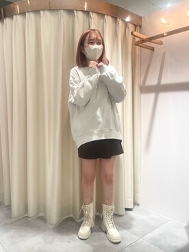 「nice claup」｜「アイテム（スウェット）」を使った、mayuさん（レディース・160cm）の秋コーディネート