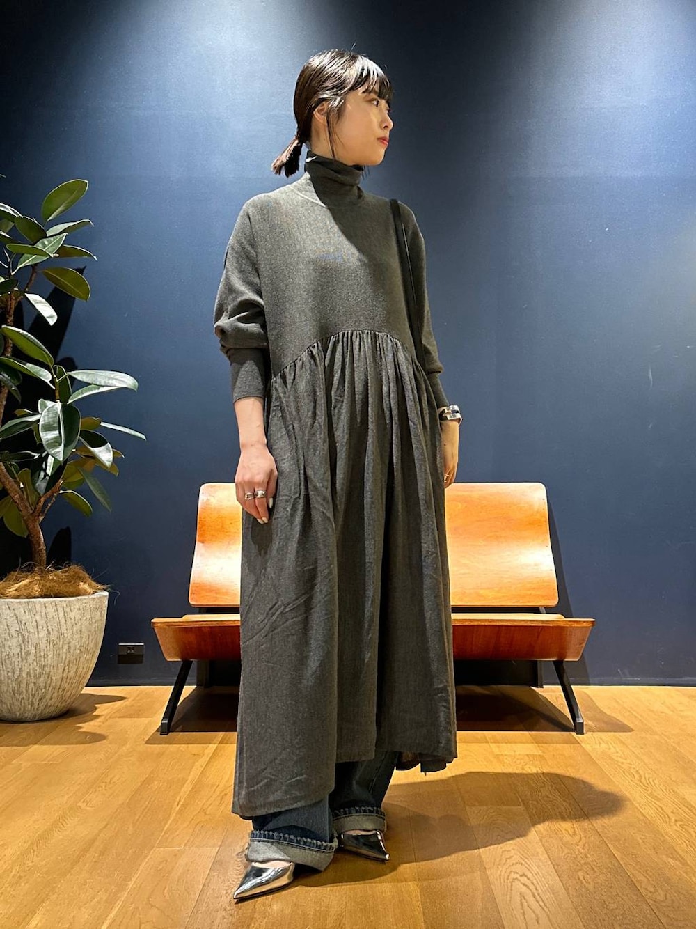 美品☆Curensology ウールハイネックギャザーワンピース ロイヤル  