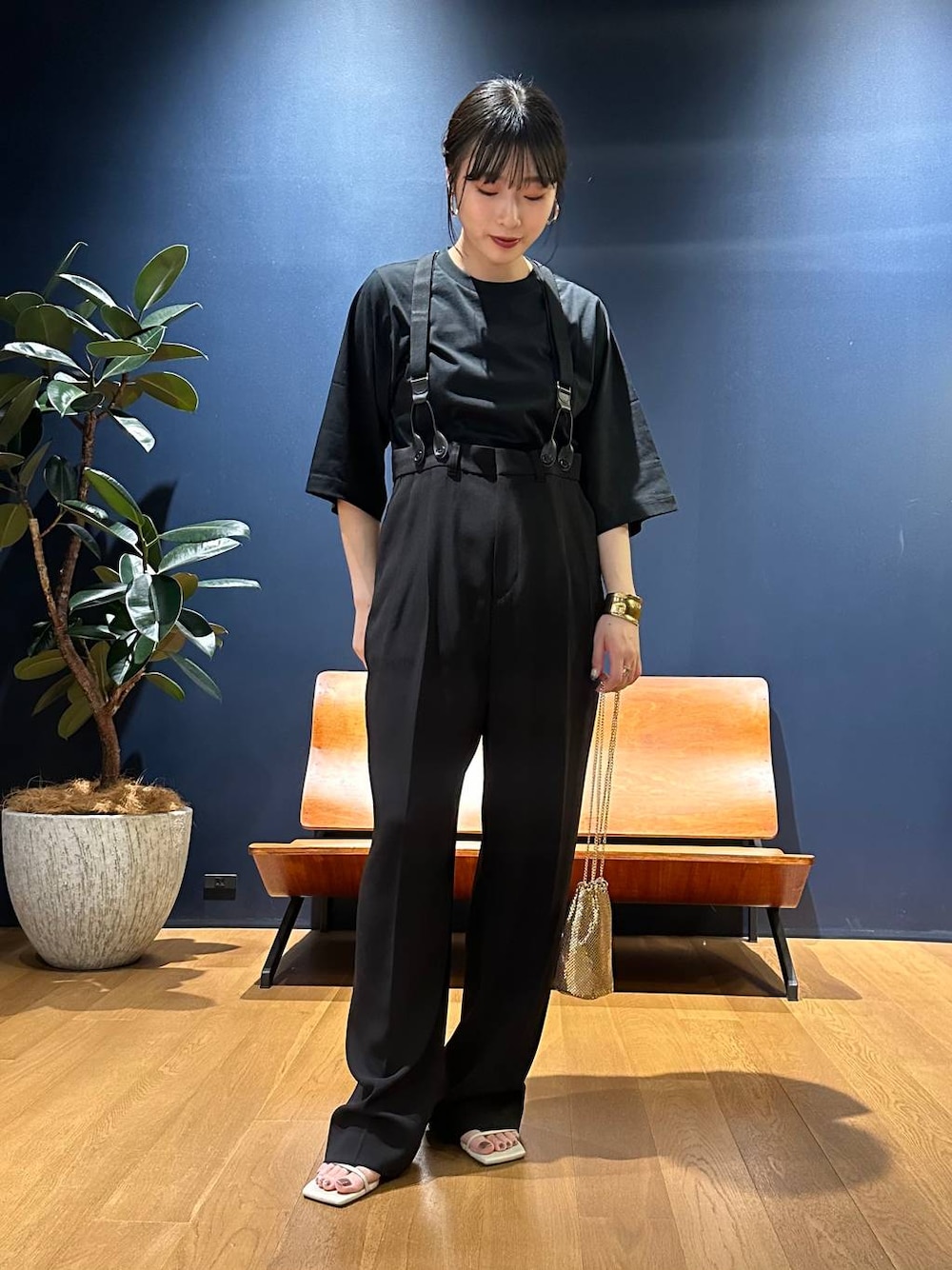 芸能人多数愛用⭐︎人気カレンソロジー サスペンダーパンツ 黒⭐︎