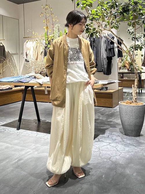 カレンソロジー　ツイルストレッチブルゾン　 ベージュ Curensology｜ツイルストレッチブルゾン | Rakuten Fashion(楽天