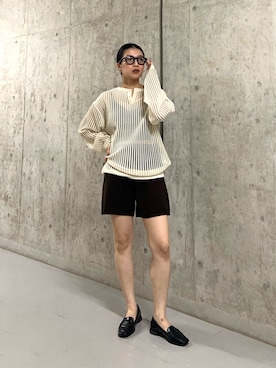 「KBF（ケイビーエフ）の2WAYヘンリーネックシアーニット（ニット/セーター、ホワイト系）」を使った、なかさんさん（レディース・156cm）の秋コーディネート