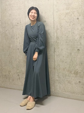 「KBF（ケイビーエフ）のフェイクファーサンダル（サンダル）」を使った、なかさんさん（レディース・156cm）の秋コーディネート