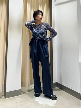 「アイテム（サロペット/オーバーオール、ブルー系）」を使った、なかさんさん（レディース・156cm）の秋コーディネート