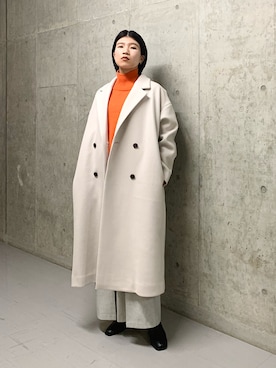 「オールホワイト」｜「アイテム（チェスターコート）」を使った、なかさんさん（レディース・156cm）の冬コーディネート