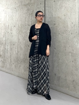 「KBF（ケイビーエフ）のチェックプリーツキャミワンピース（ワンピース、ブラック系）」を使った、なかさんさん（レディース・156cm）の秋コーディネート