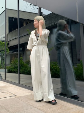 「オールホワイト」｜「アイテム（サロペット/オーバーオール）」を使った、なかさんさん（レディース・156cm）の夏コーディネート