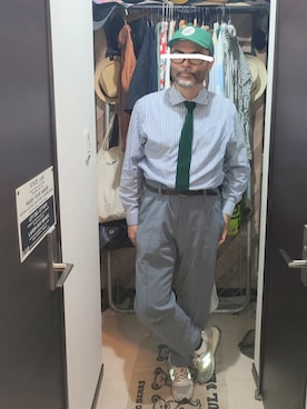 「アイテム（キャップ）」を使った、アマタウロスさん（メンズ・169cm）の秋コーディネート