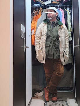 「BEAMS PLUS（ビームスプラス）のアイテム」を使った、アマタウロスさん（メンズ・169cm）の冬コーディネート