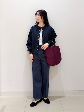 ア デイ イン ザ　ライフさんのコーディネート