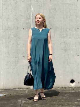 ア デイ イン ザ　ライフさんのコーディネート