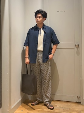 「A DAY IN THE LIFE UNITED ARROWS(アデイインザライフユナイテッドアローズ)のドライ スラブドビー ワイド レギュラーカラーシャツ-吸水速乾-<A DAY IN THE LIFE>(シャツ/ブラウス、ブルー系)」を使った、ア デイ イン ザ ライフさん(レディース・160cm)の夏コーディネート