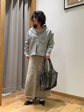 ア デイ イン ザ　ライフさんのコーディネート