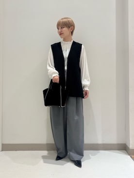 ア デイ イン ザ　ライフさんのコーディネート