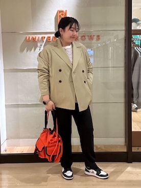 ア デイ イン ザ　ライフさんのコーディネート