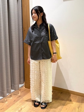 「A DAY IN THE LIFE UNITED ARROWS（アデイインザライフユナイテッドアローズ）のスキッパー フォルム シャツ 5分袖 ＜A DAY IN THE LIFE＞（Shirts、グレー系）」を使った、ア デイ イン ザ　ライフさん（レディース・155cm）の春コーディネート