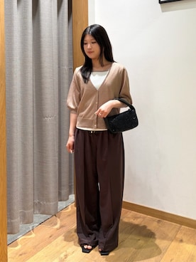 「A DAY IN THE LIFE UNITED ARROWS(アデイインザライフユナイテッドアローズ)のシアーVネックカーディガン 5分袖 ‐ウォッシャブル‐ <A DAY IN THE LIFE>(ニット/セーター、ブラウン系)」を使った、ア デイ イン ザ ライフさん(レディース・156cm)の夏コーディネート