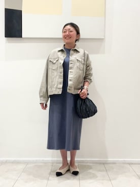 「アイテム（デニムジャケット、ベージュ系）」を使った、ア デイ イン ザ　ライフさん（レディース・155cm）の春コーディネート
