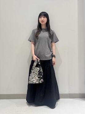 ア デイ イン ザ　ライフさんのコーディネート