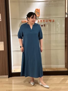 「A DAY IN THE LIFE UNITED ARROWS（アデイインザライフユナイテッドアローズ）のリネンレーヨン キーネックワンピース 5分袖＜A DAY IN THE LIFE＞（One piece dress、ブルー系）」を使った、ア デイ イン ザ　ライフさん（レディース・155cm）の春コーディネート