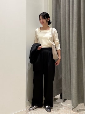 ア デイ イン ザ　ライフさんのコーディネート
