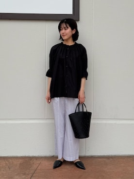 「A DAY IN THE LIFE UNITED ARROWS（アデイインザライフユナイテッドアローズ）のコットン ギャザーネック 2WAY シャツブラウス ＜A DAY IN THE LIFE＞（Shirts、ブラック系）」を使った、ア デイ イン ザ　ライフさん（レディース・155cm）の春コーディネート