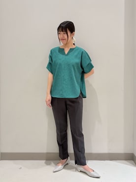 「A DAY IN THE LIFE UNITED ARROWS（アデイインザライフユナイテッドアローズ）のリネンライク キーネック ドルマンブラウス ＜A DAY IN THE LIFE＞（Shirts、グリーン系）」を使った、ア デイ イン ザ　ライフさん（レディース・155cm）の春コーディネート