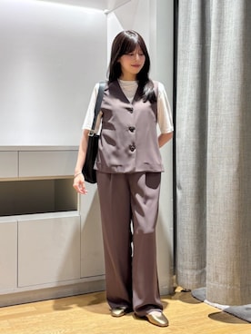 ア デイ イン ザ　ライフさんのコーディネート