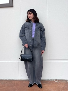 ア デイ イン ザ　ライフさんのコーディネート