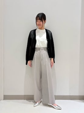 「A DAY IN THE LIFE UNITED ARROWS（アデイインザライフユナイテッドアローズ）のシアー Vネックカーディガン ‐ウォッシャブル‐＜A DAY IN THE LIFE＞（Knitwear、ブラック系）」を使った、ア デイ イン ザ　ライフさん（レディース・155cm）の春コーディネート