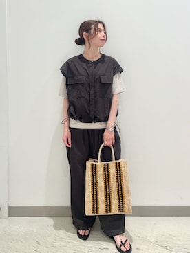 「A DAY IN THE LIFE UNITED ARROWS(アデイインザライフユナイテッドアローズ)のナイロンワッシャー ダブルポケットシャツ <A DAY IN THE LIFE>(シャツ/ブラウス、ブラウン系)」を使った、ア デイ イン ザ ライフさん(レディース・156cm)の夏コーディネート