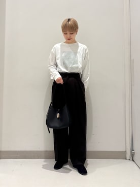 ア デイ イン ザ　ライフさんのコーディネート